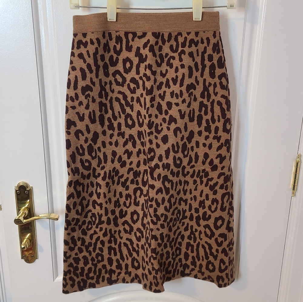 J. Crew Sweater Skirt in Leopard Print Merino Wool Midi Size XS
